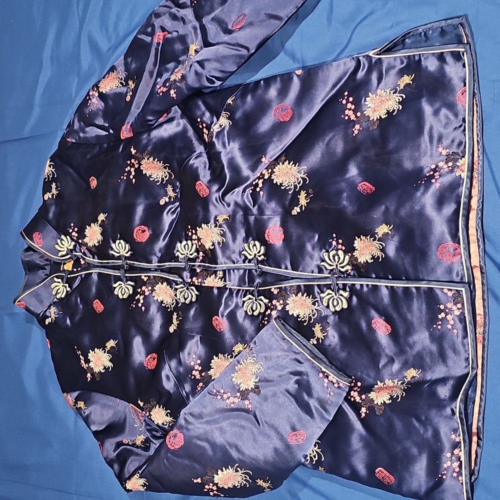 Vintage Elegant Satin Floral Embroidered GOLDEN CAMEL SHANGHI CHINA Jacket